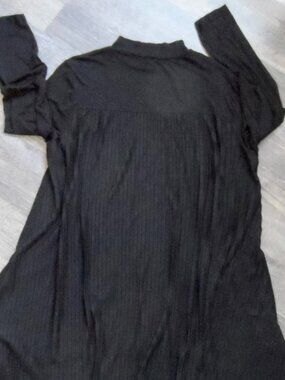 Chicos Dobby Tunic Blouse Black Long Sleeve Size 2 (Lg)